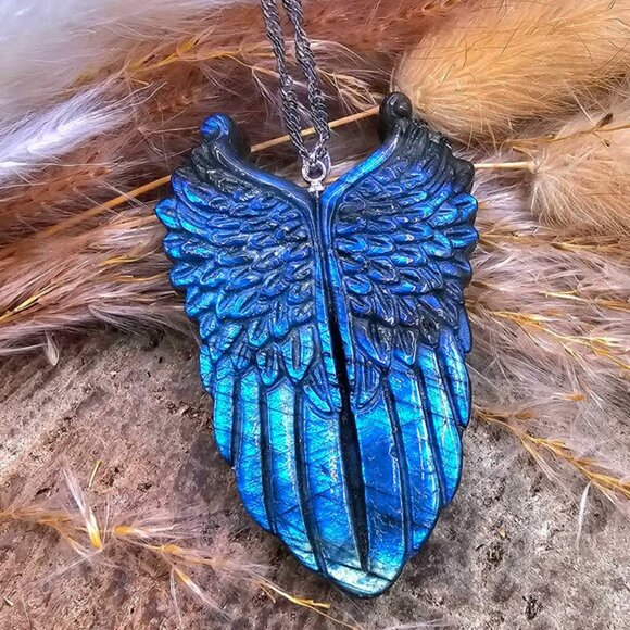 Nature Labradorite Carved Flashy Angel Wing Pendant Necklace - Picture 7 of 10